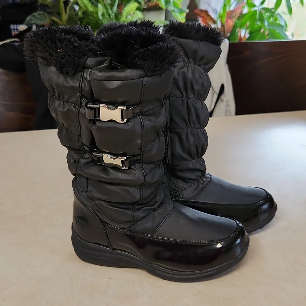 New Totes Girls Black Two-Buckle Waterproof Insulated Winter Snow Boots Size 1